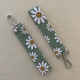 Green Daisies Keychain